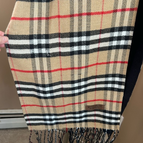 Cashmere Burberry reversible scarf nova check - Picture 6 of 9